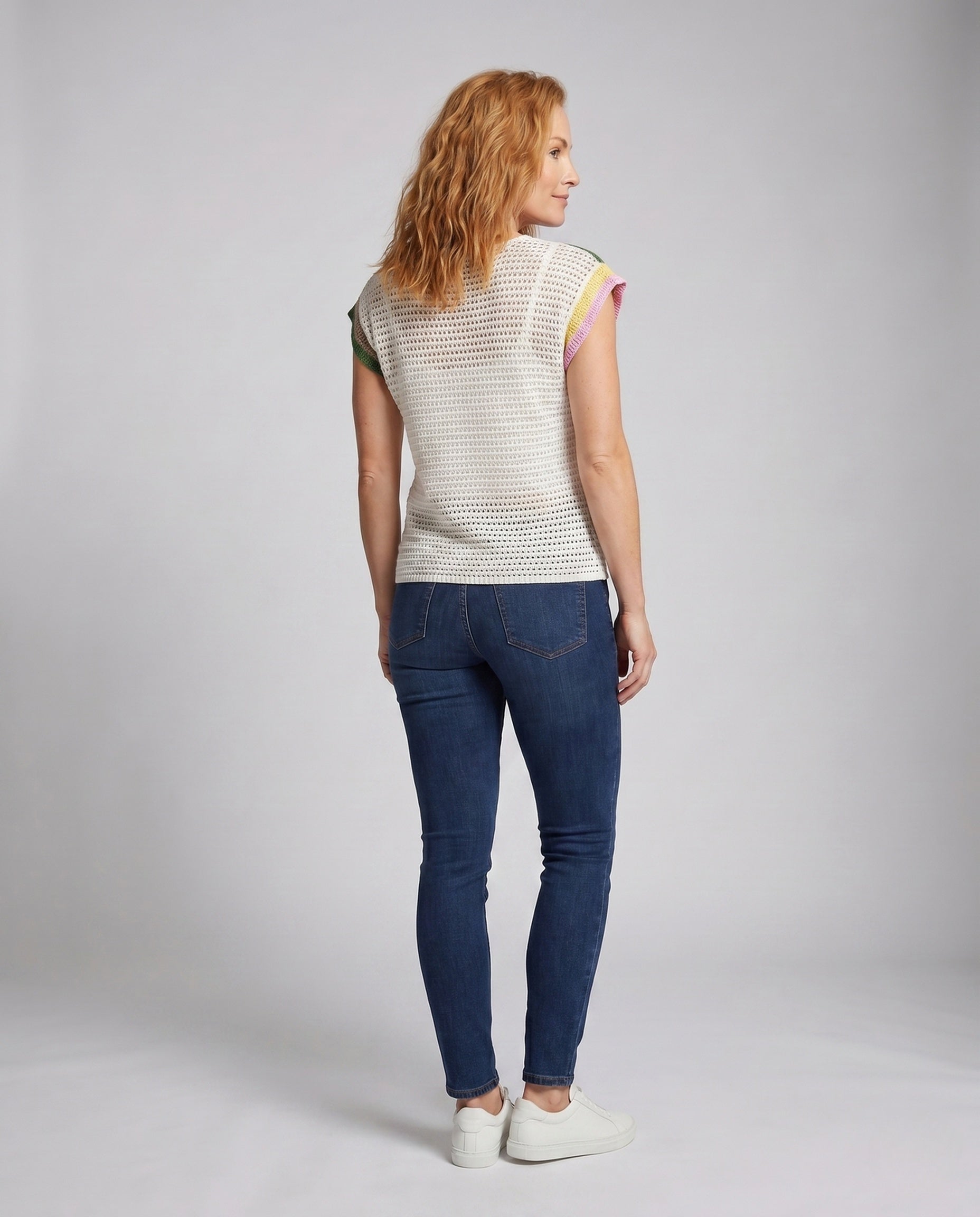 Product 15645951623498 - back_view