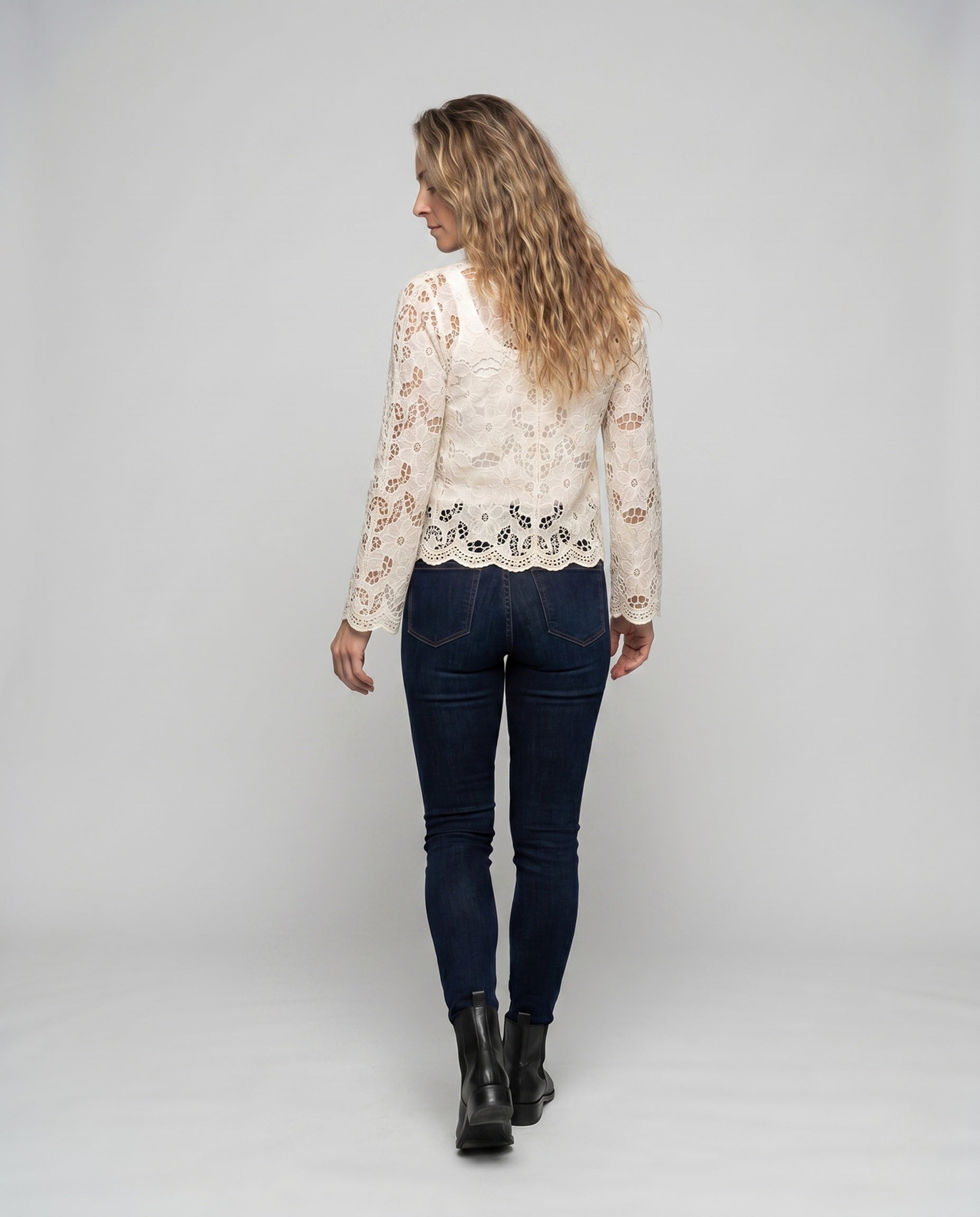Product 15645954081098 - back_view