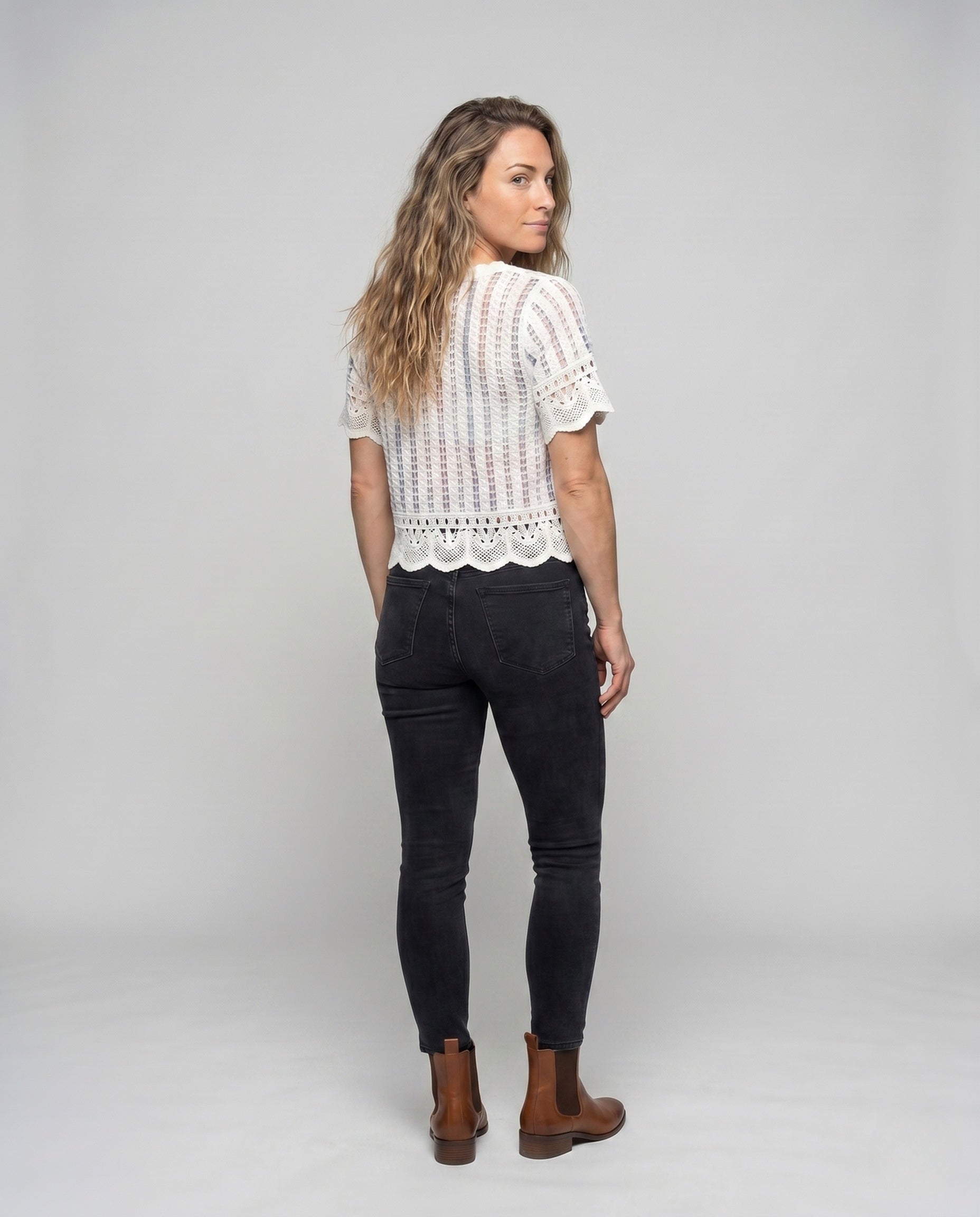 Product 15645954113866 - back_view