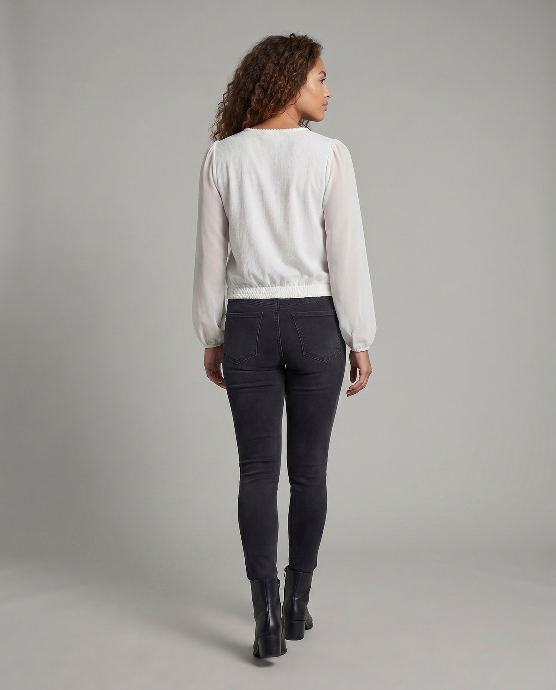 Product 15645954310474 - back_view