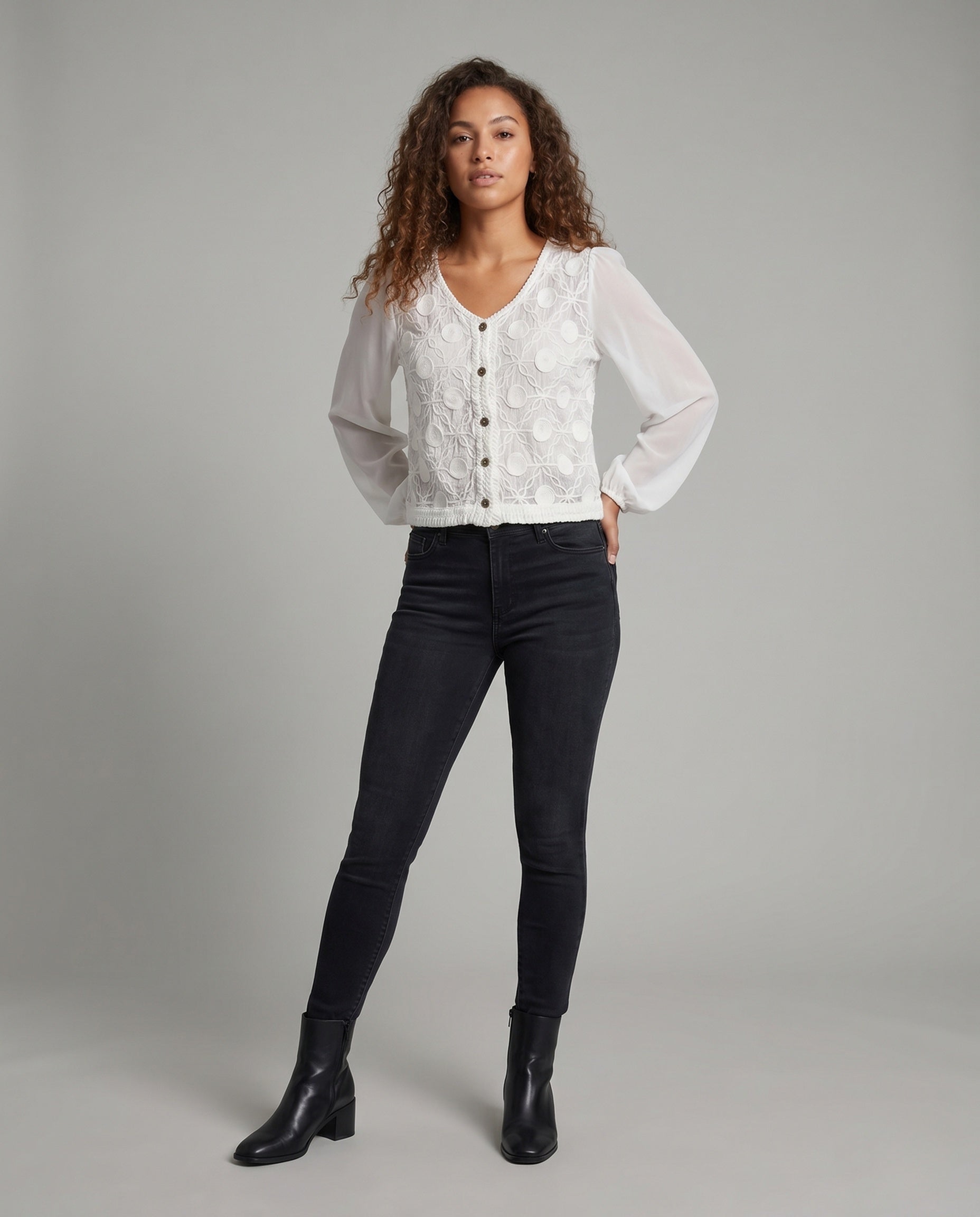 Product 15645954310474 - full_body_front