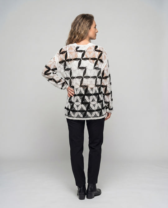 Product 15645955850570 - back_view