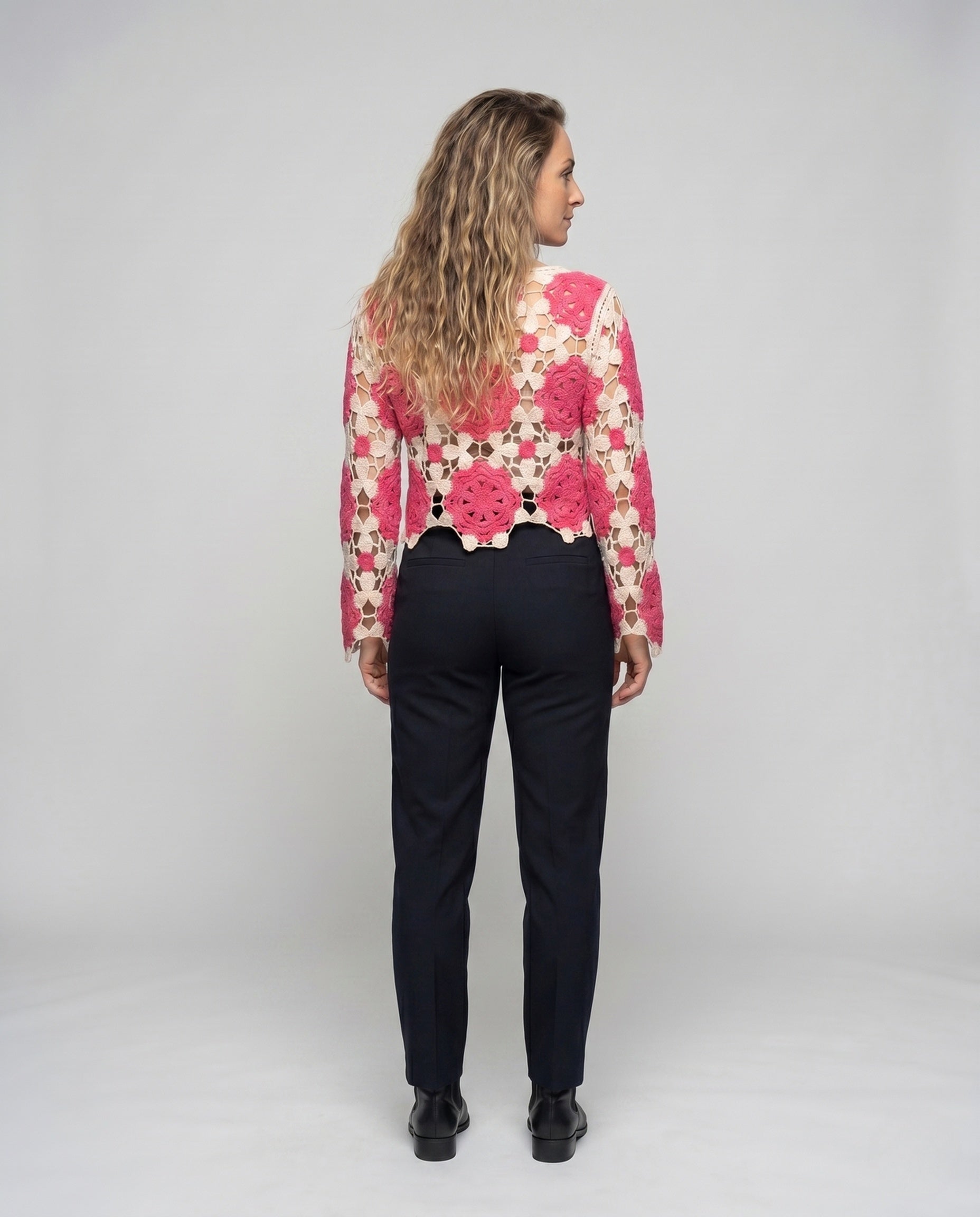 Product 15645956079946 - back_view