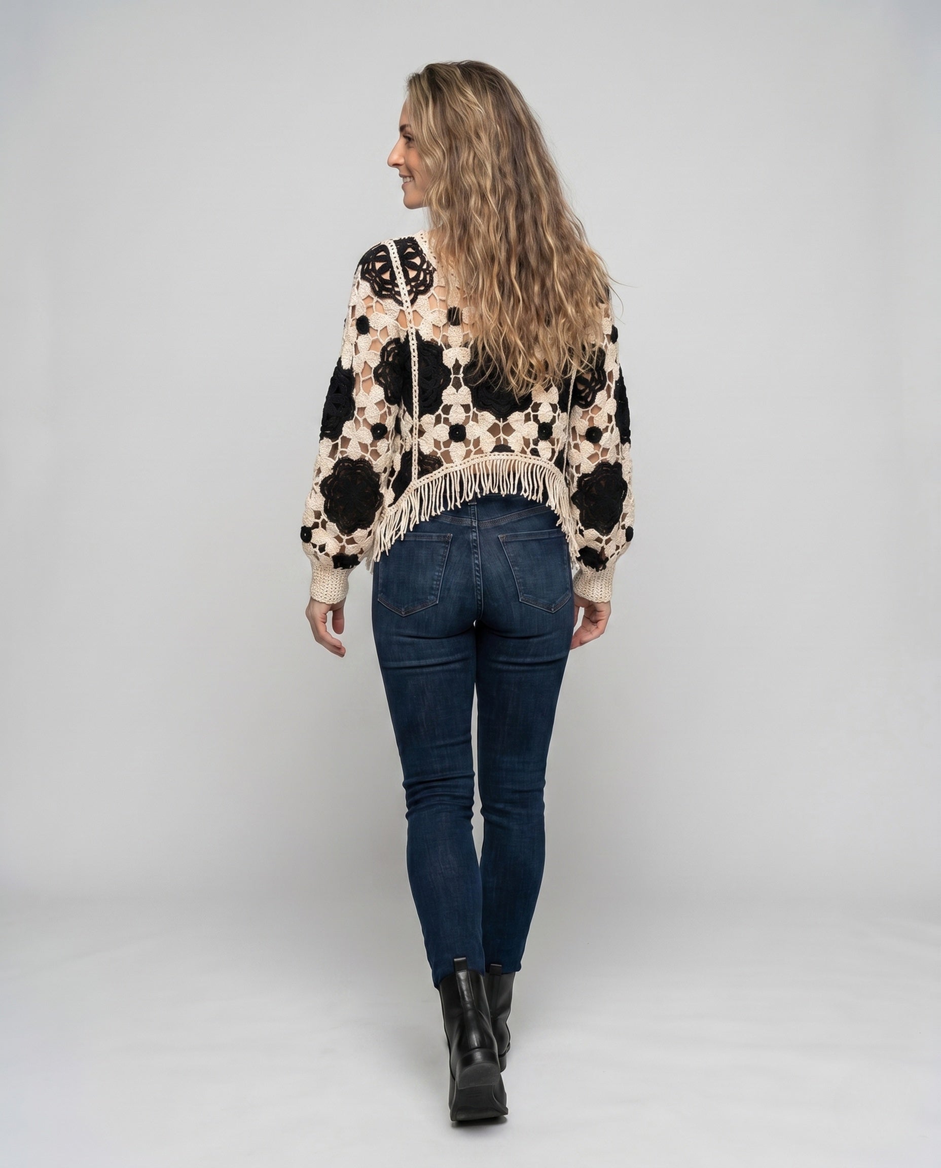 Product 15645956145482 - back_view