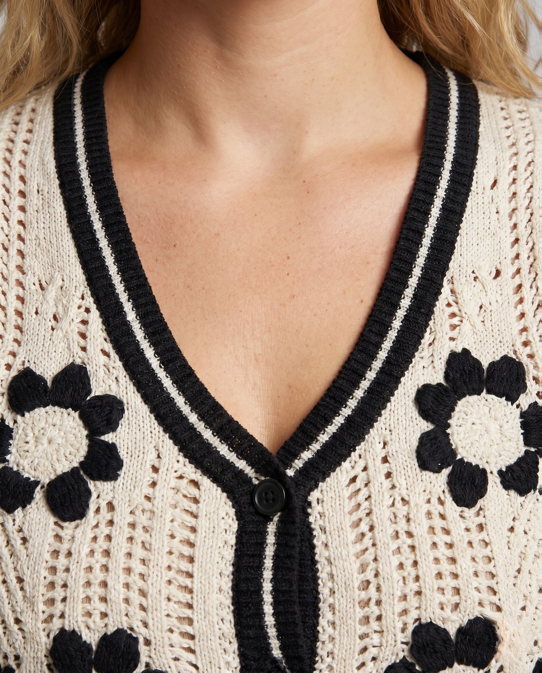 Product 15645957554506 - close_up_detail