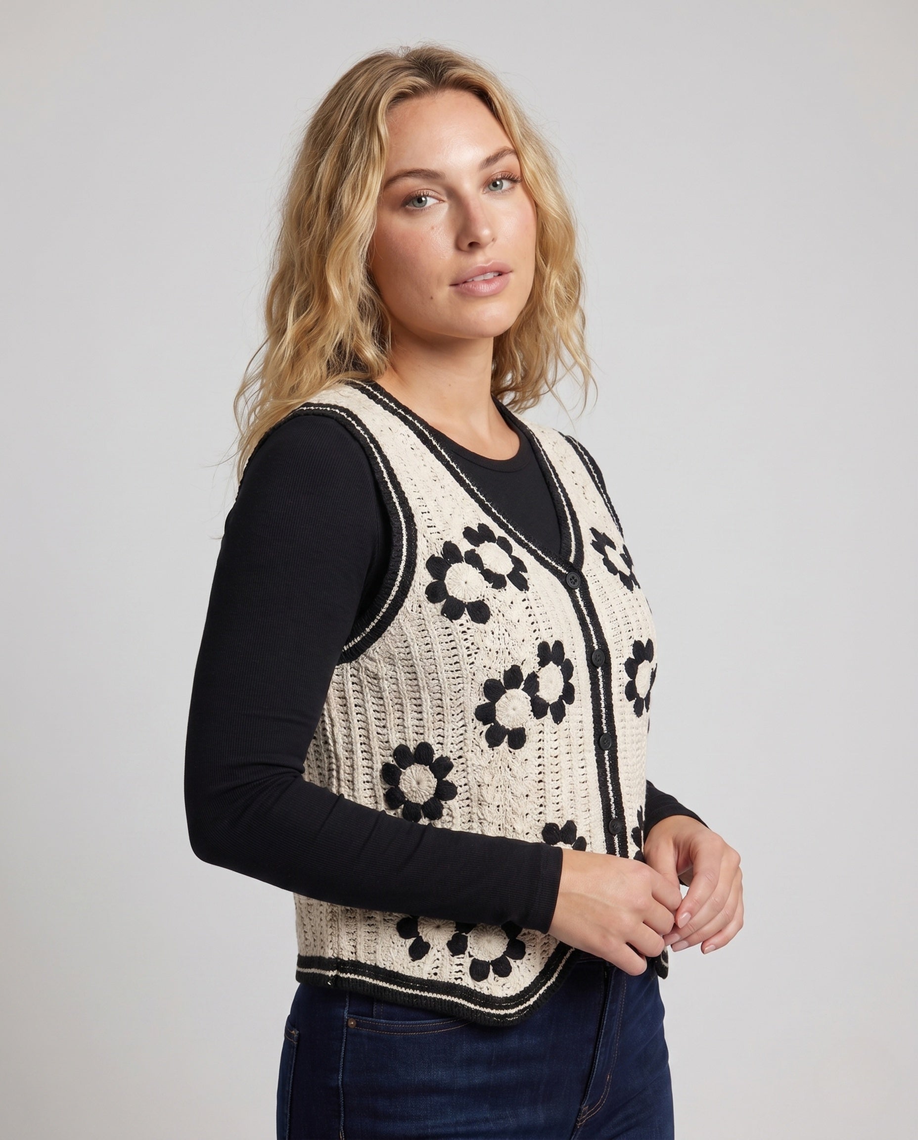 Product 15645957554506 - upper_body