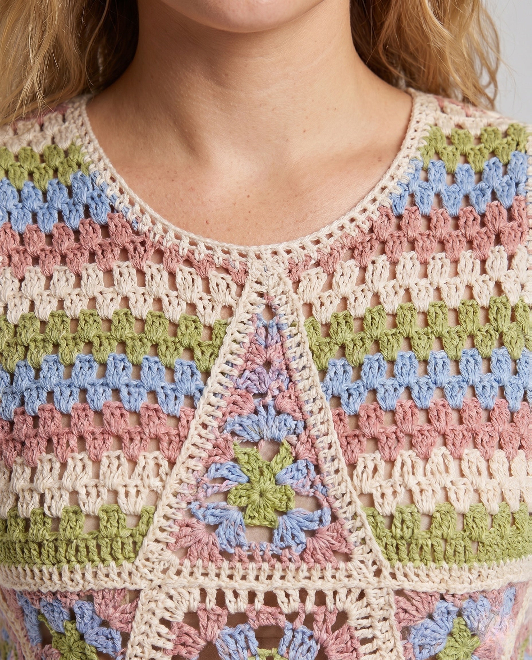 Product 15645957652810 - close_up_detail
