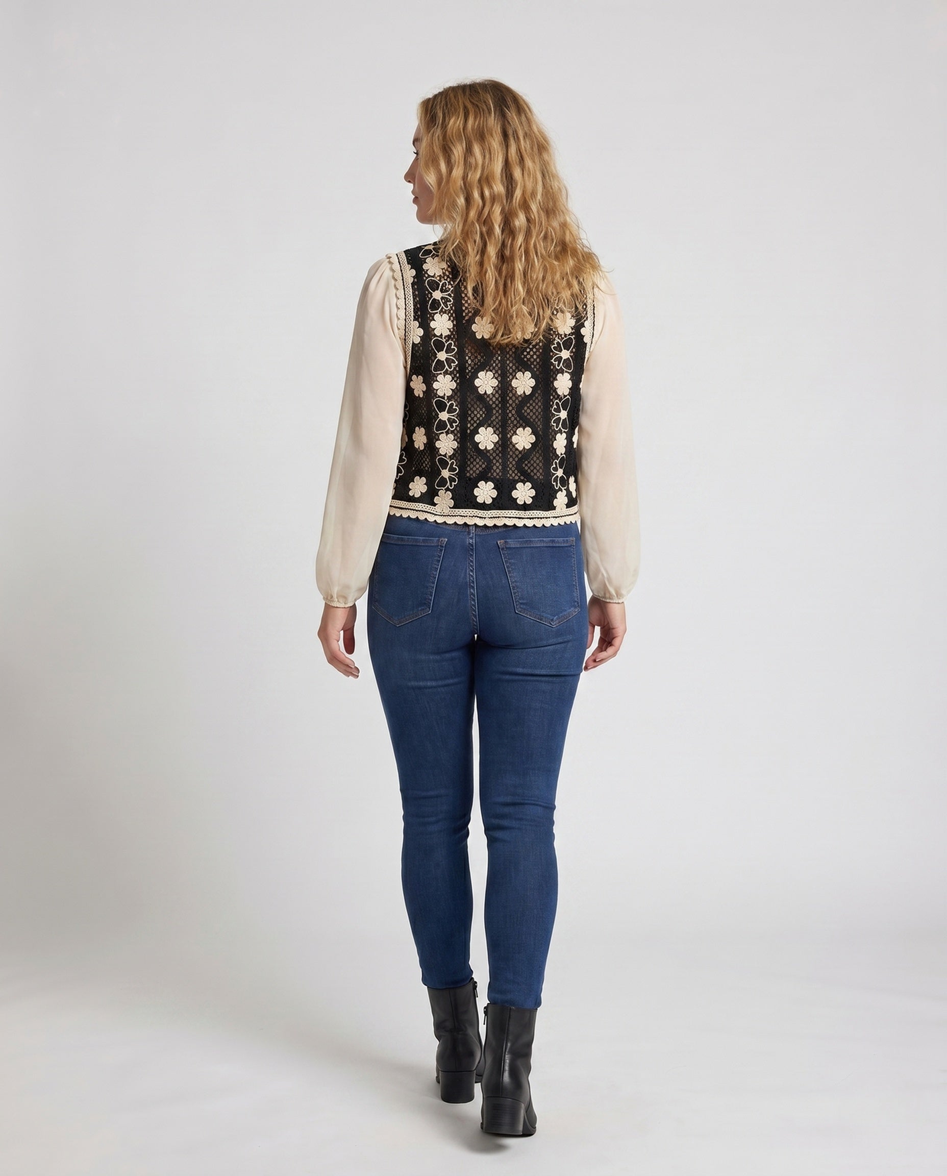 Product 15645957718346 - back_view