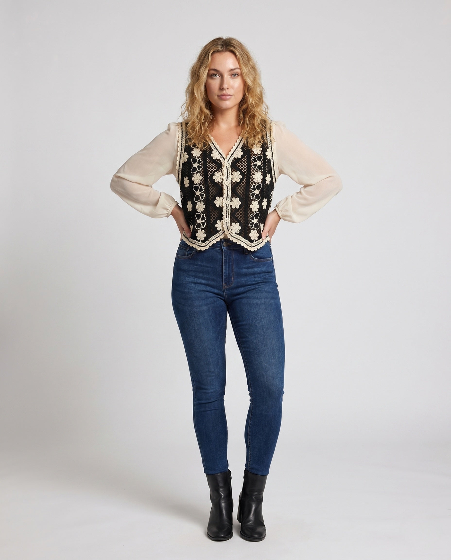 Product 15645957718346 - full_body_front