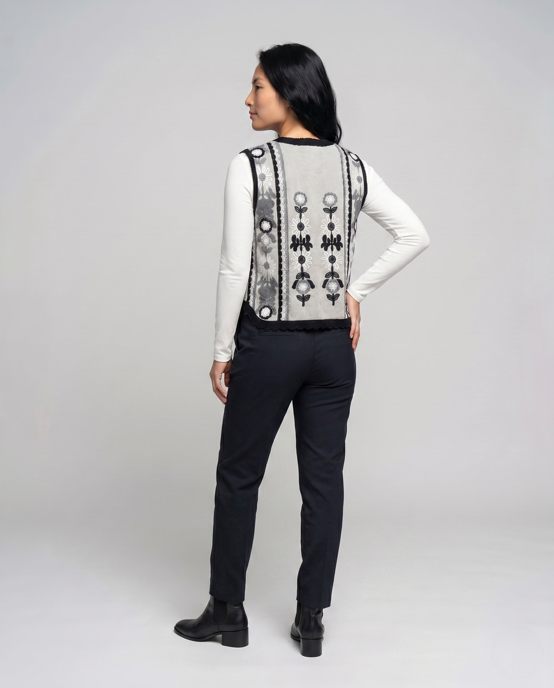 Product 15645958308170 - back_view