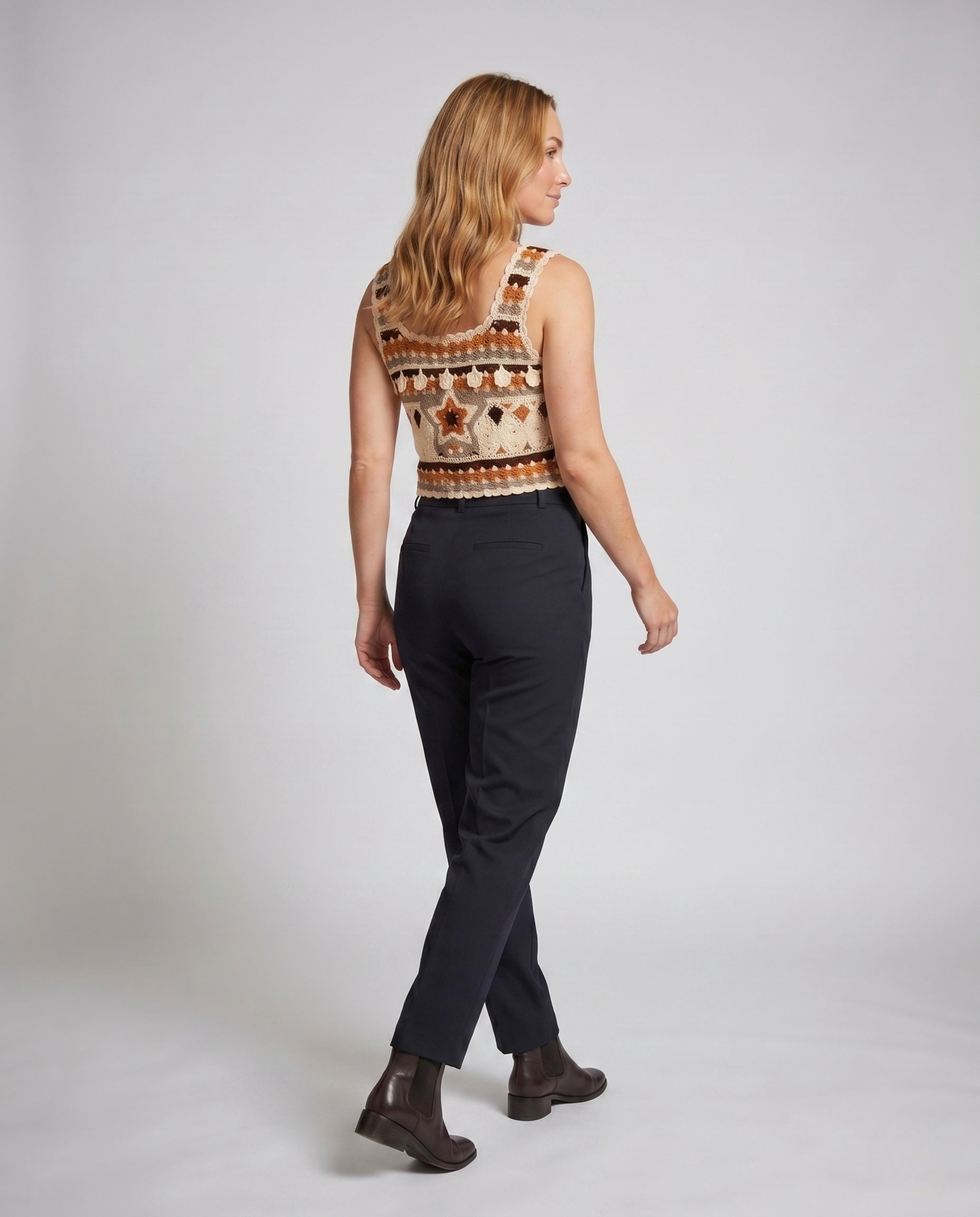 Product 15645958963530 - back_view