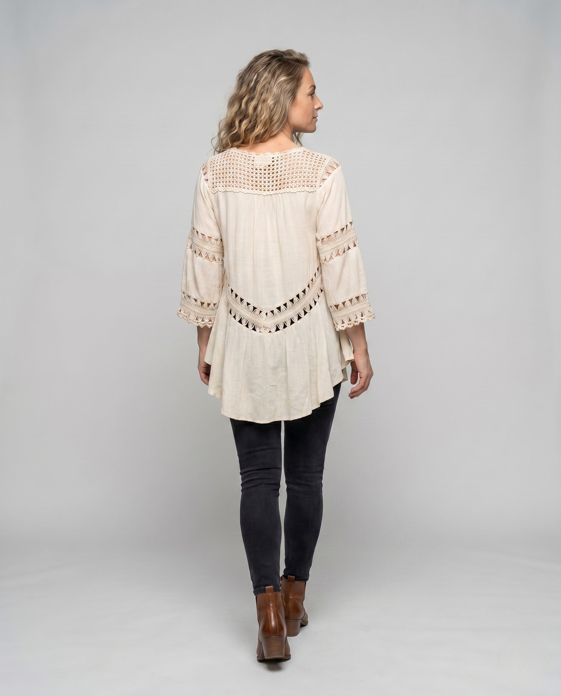 Product 15645959946570 - back_view