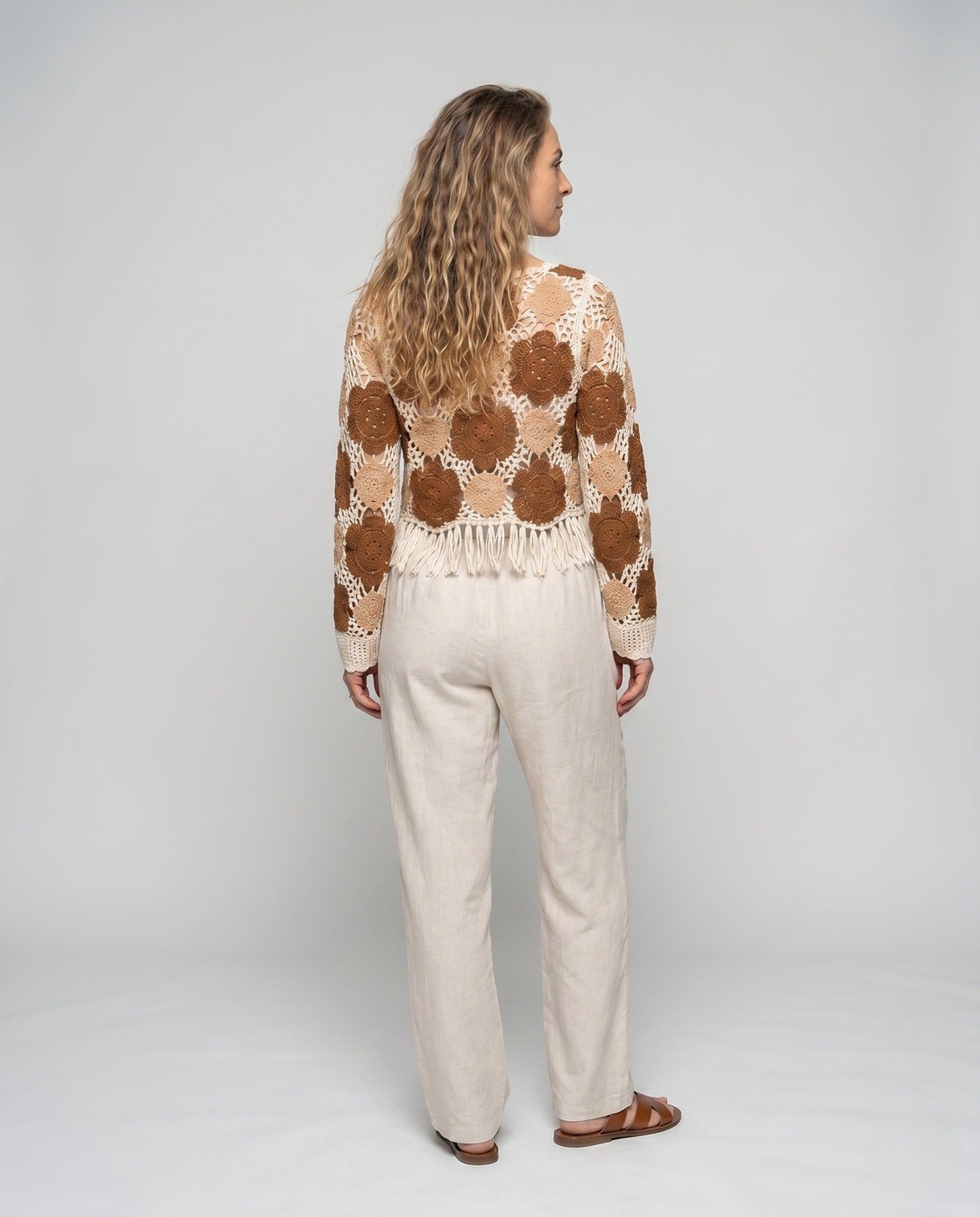 Product 15645959979338 - back_view