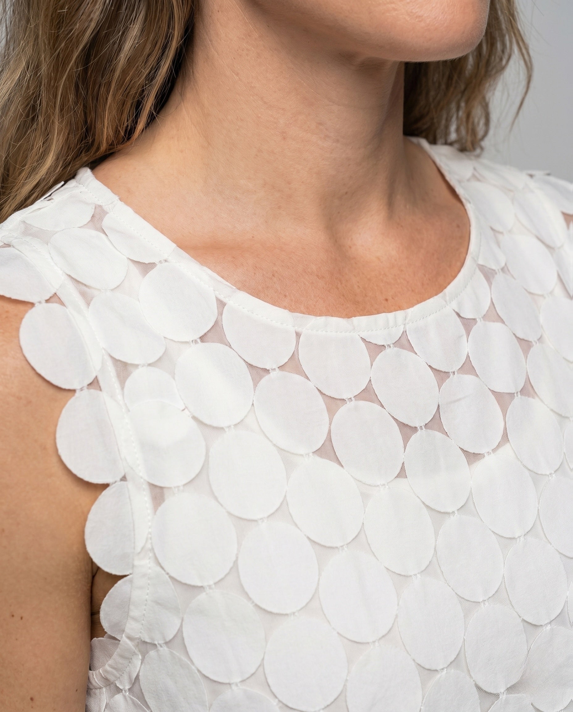 Product 15645960110410 - close_up_detail