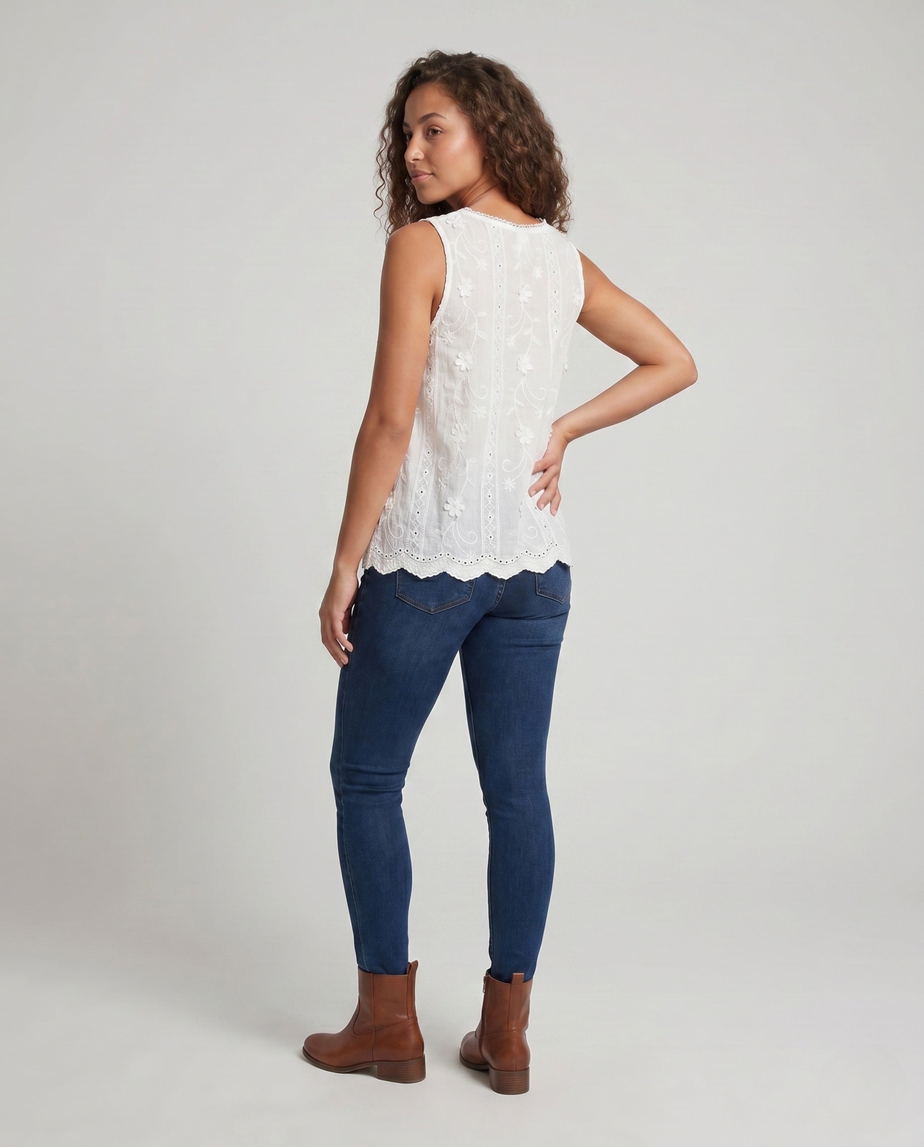 Product 15645962273098 - back_view