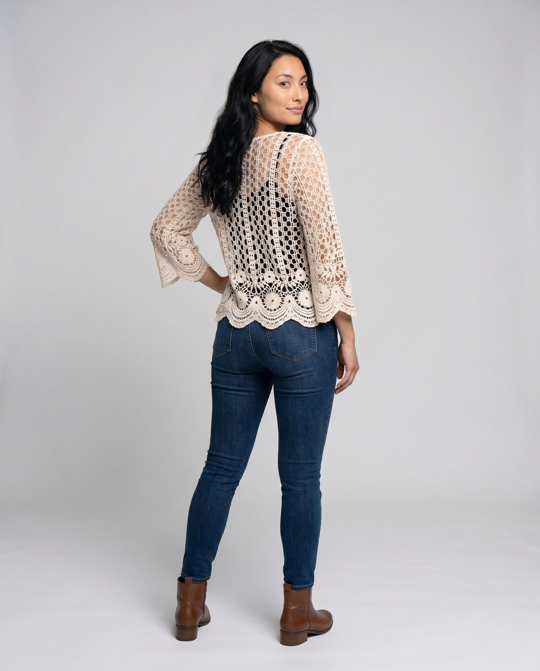 Product 15645962633546 - back_view