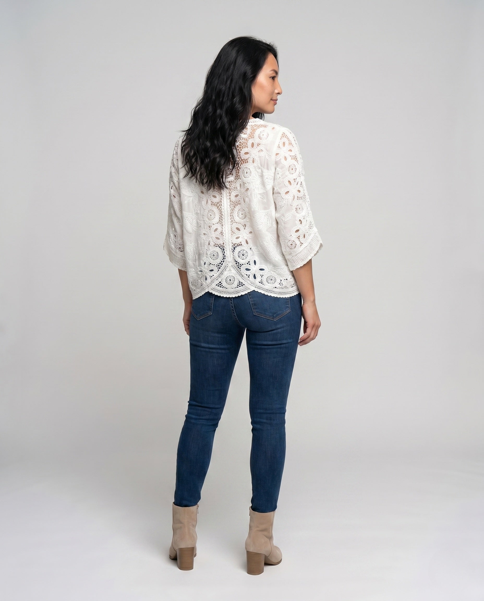 Product 15645962830154 - back_view