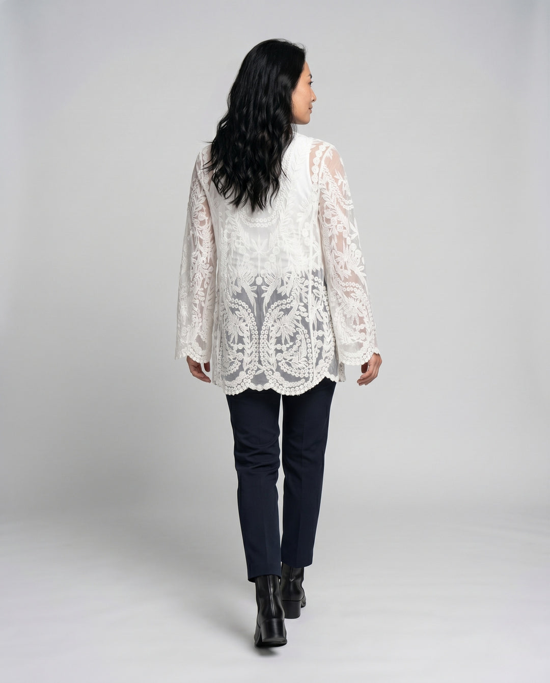 Product 15645962895690 - back_view