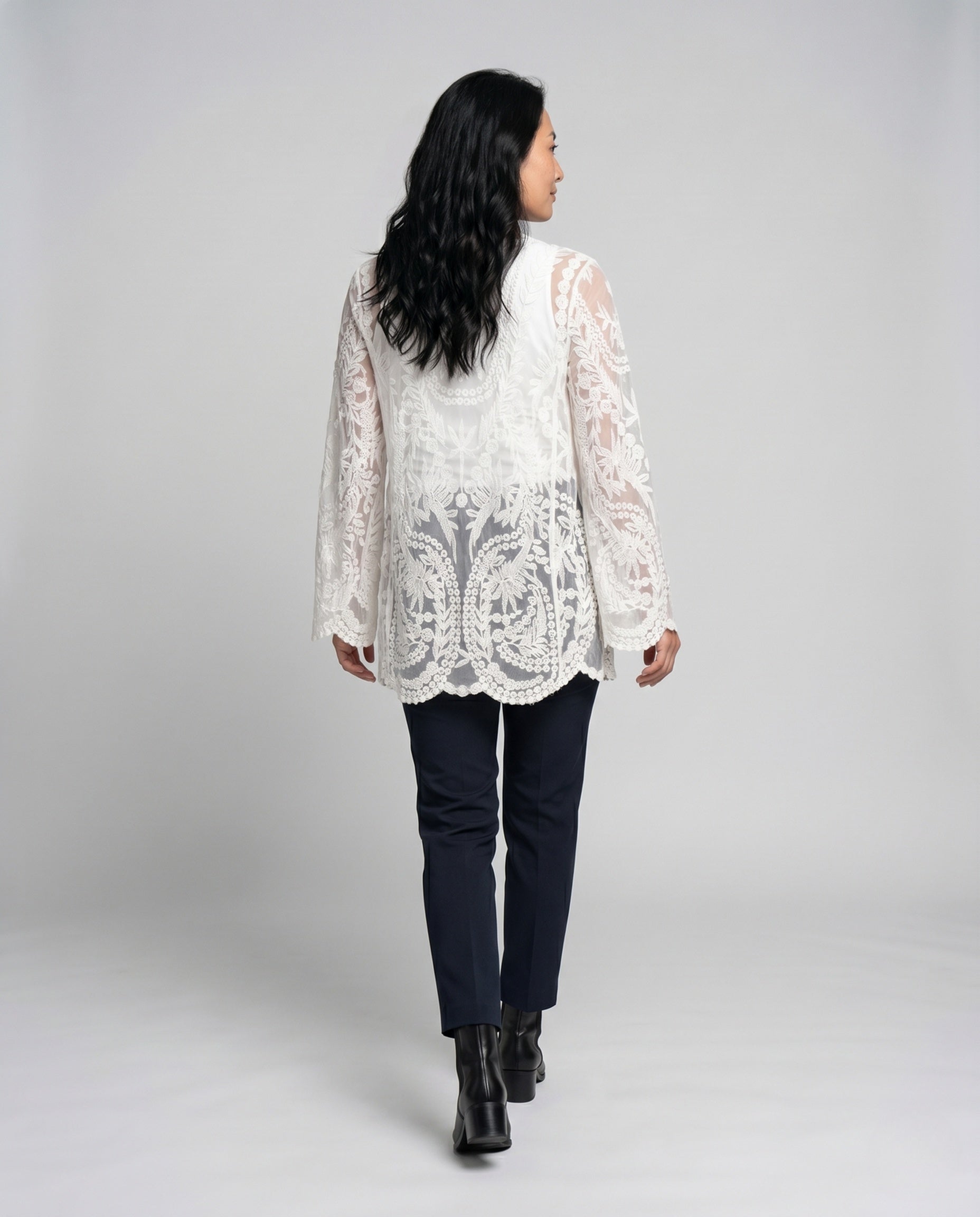Product 15645962895690 - back_view
