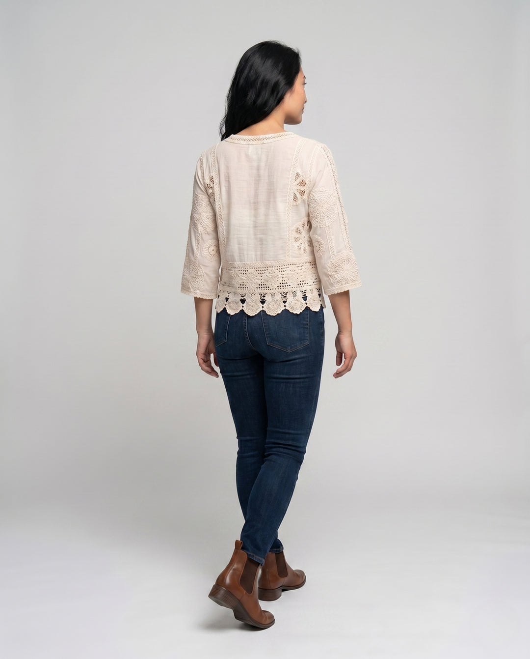 Product 15645962993994 - back_view