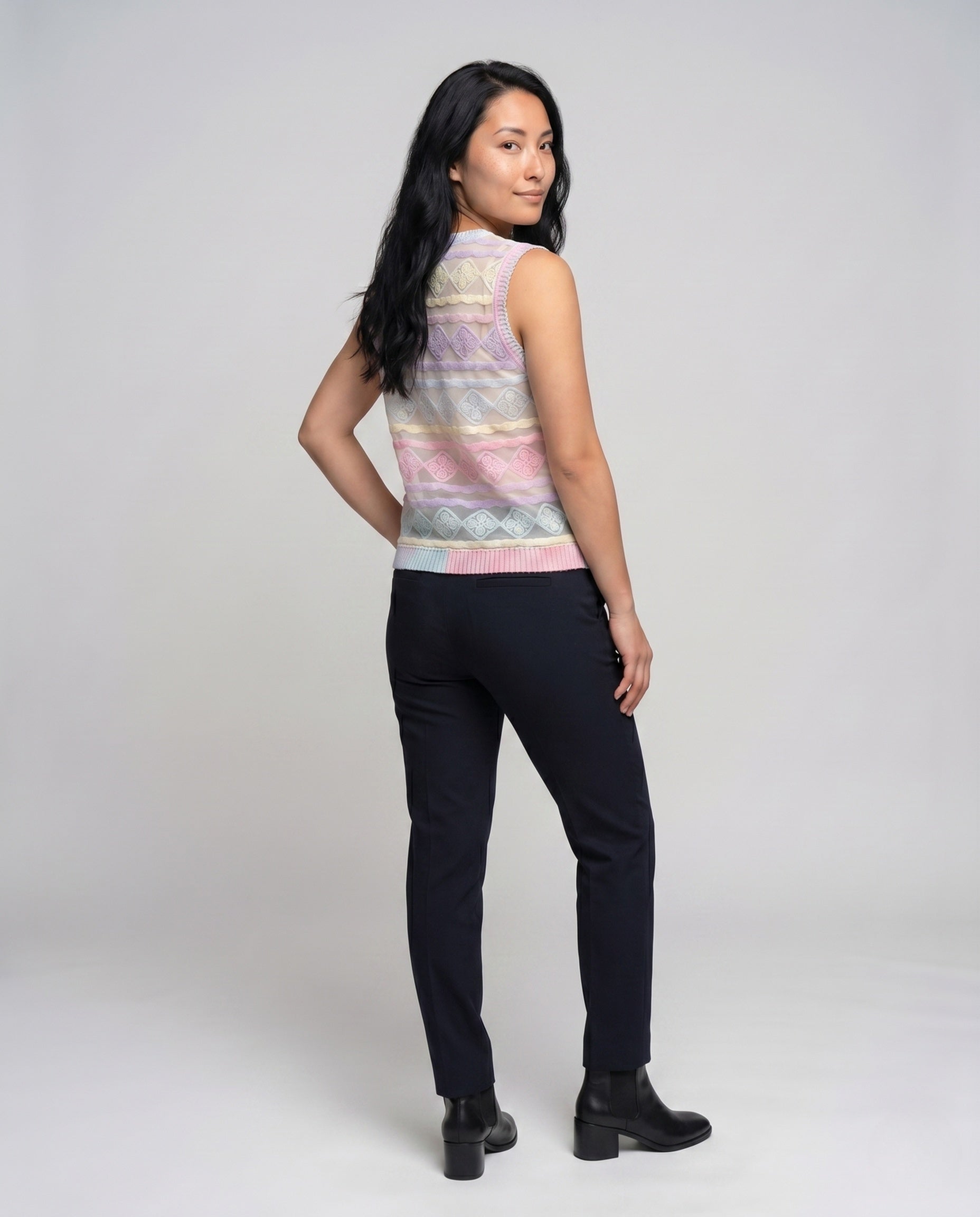 Product 15645963157834 - back_view