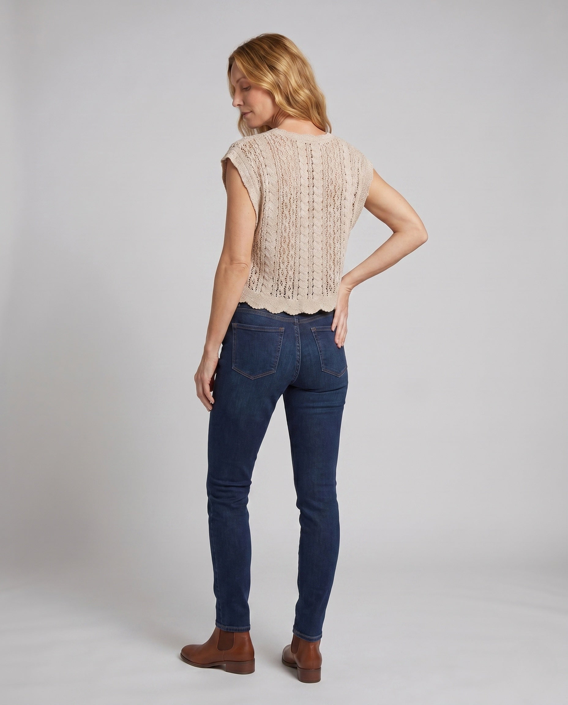 Product 15645965353290 - back_view