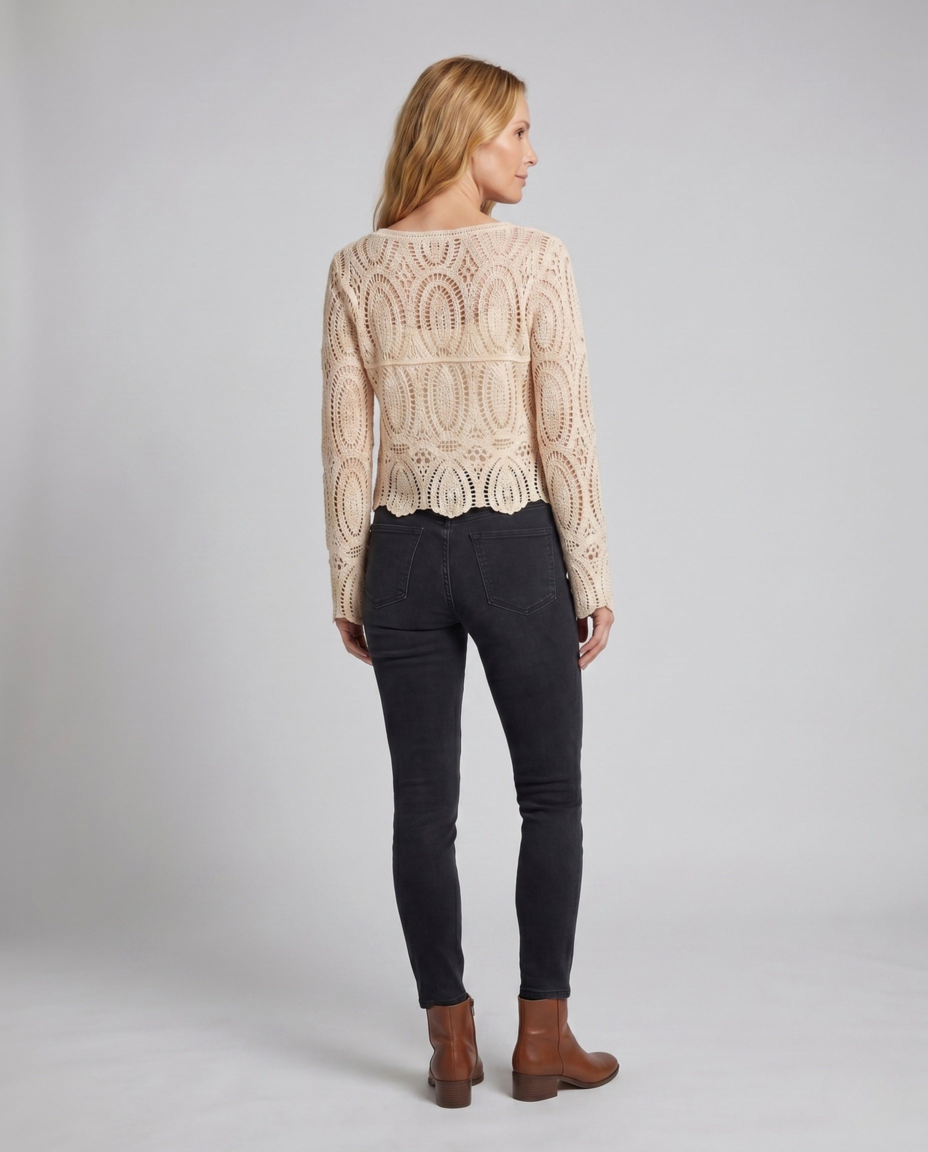 Product 15645965484362 - back_view