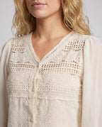 Product 15645968793930 - close_up_detail
