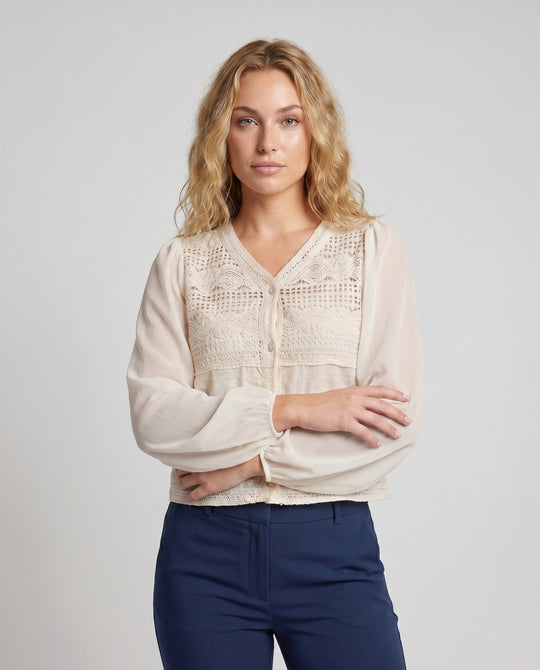 Product 15645968793930 - upper_body