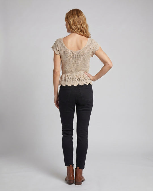 Product 15645969809738 - back_view