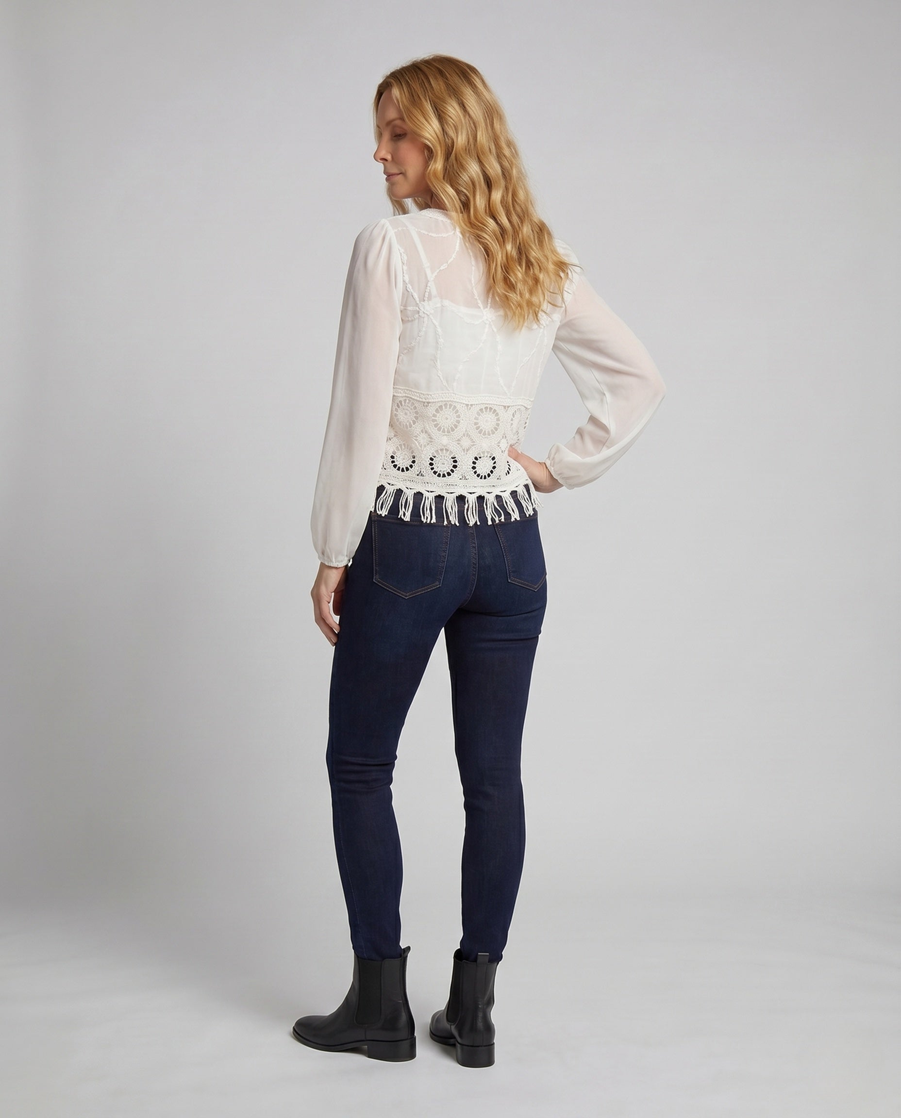 Product 15645970366794 - back_view