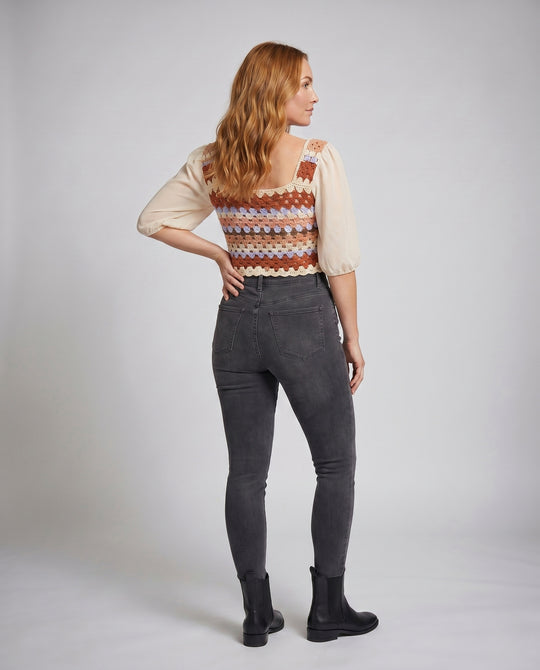 Product 15645971775818 - back_view