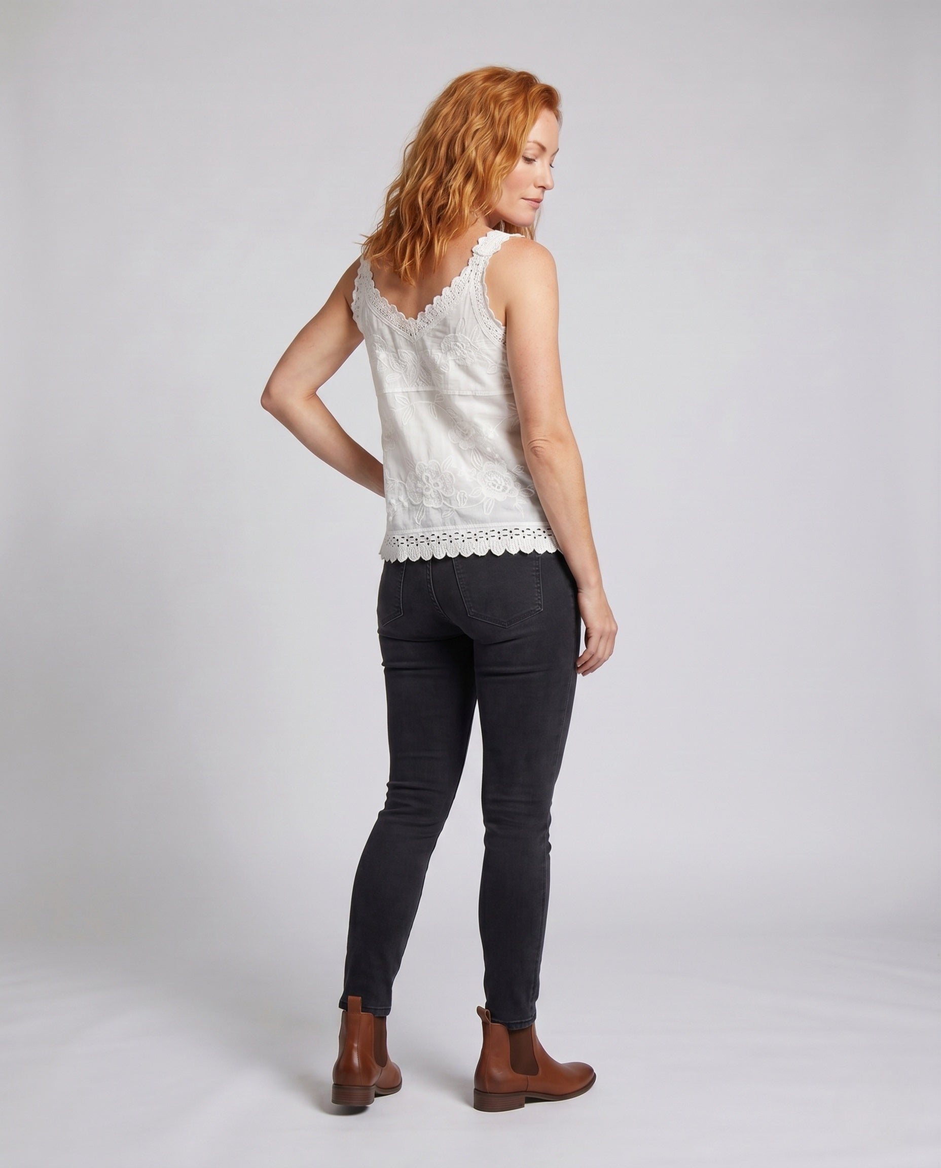 Product 15645973381450 - back_view