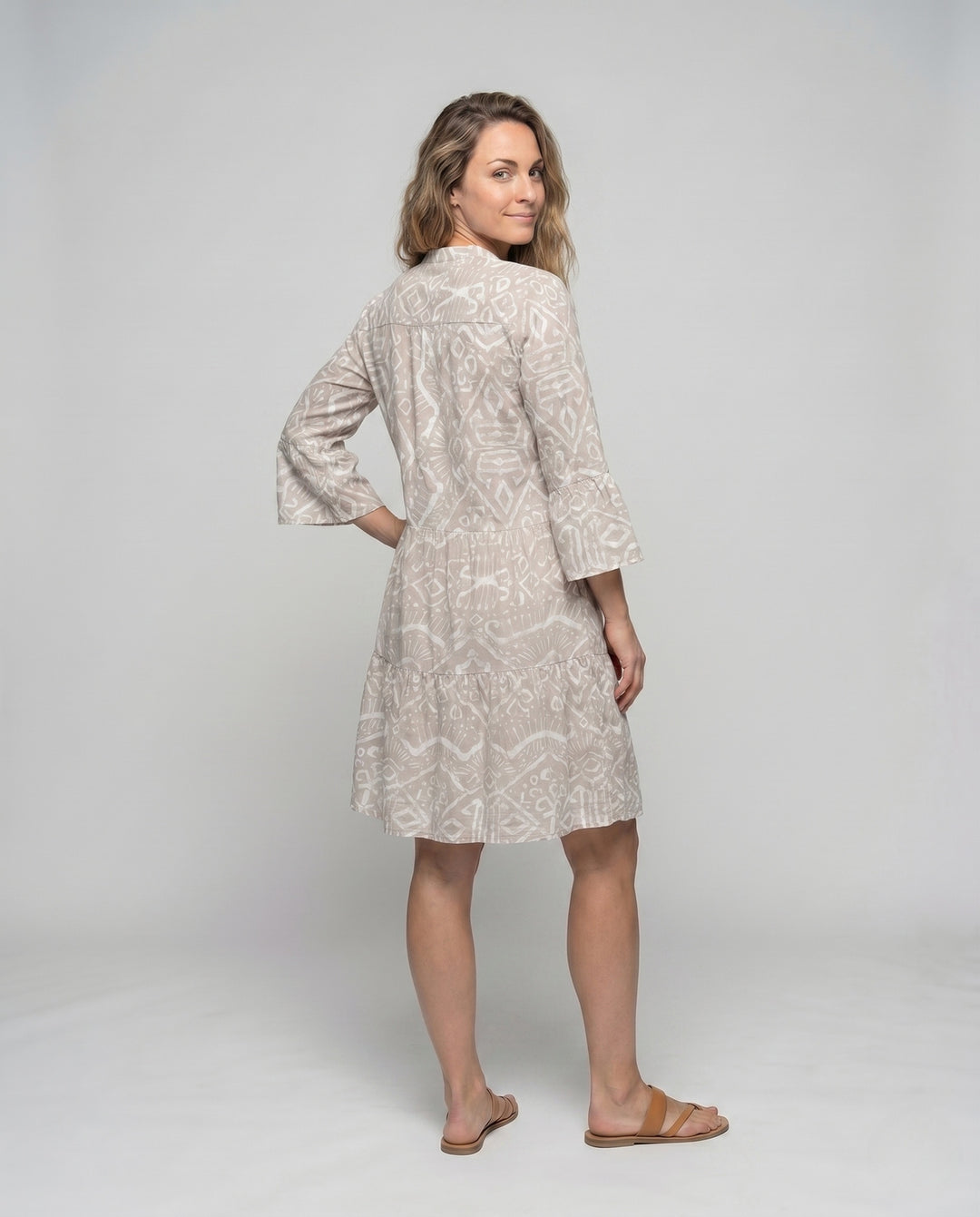 Product 15646793859402 - back_view