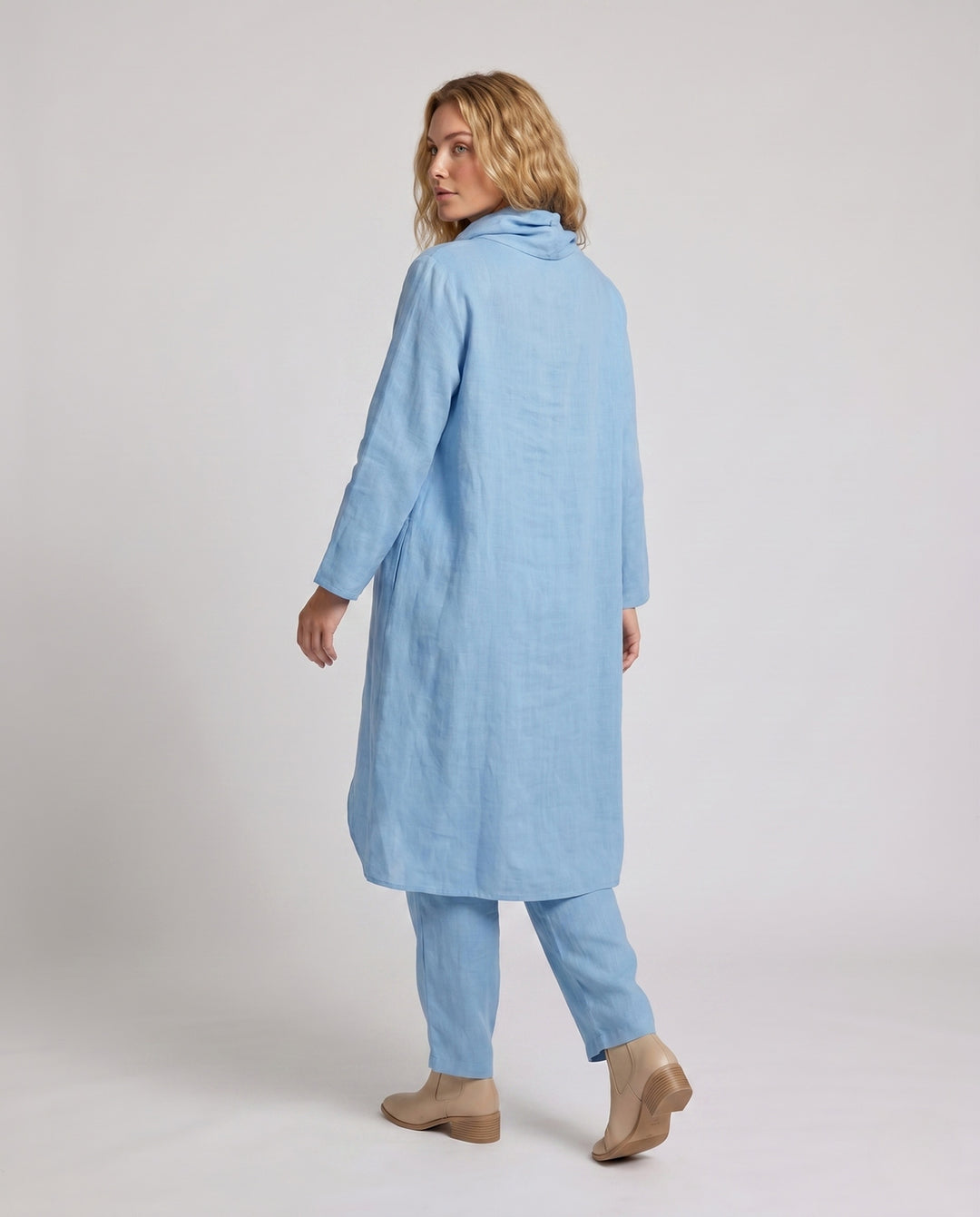 Product 15646796906826 - back_view