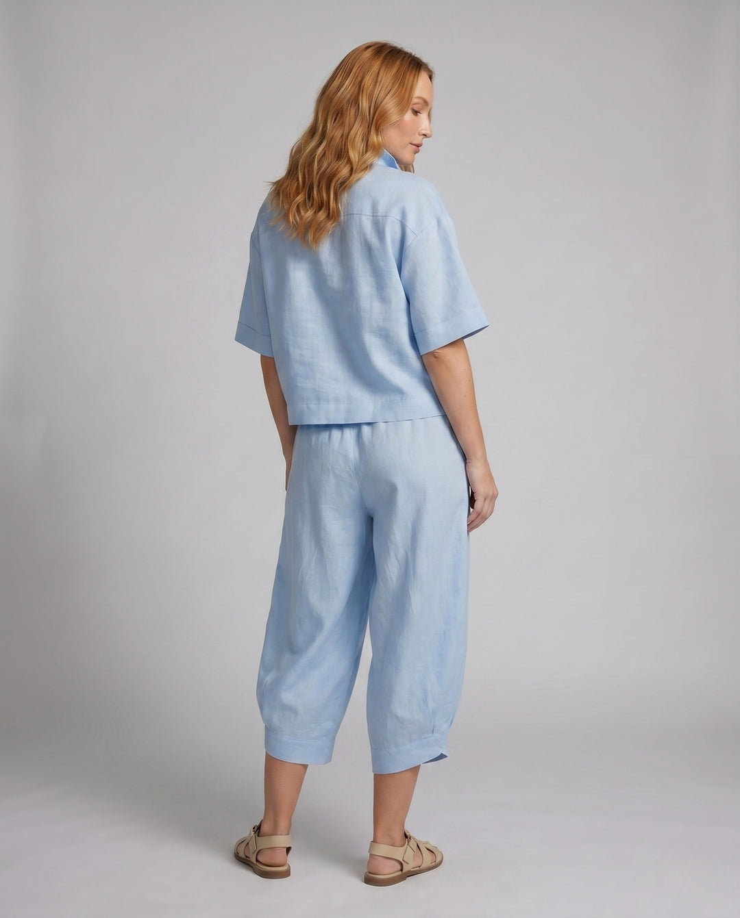 Product 15646797168970 - back_view