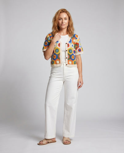 Damen gehäkelte Bluse mit buntem Blumenmuster und Knopfdetails R&B