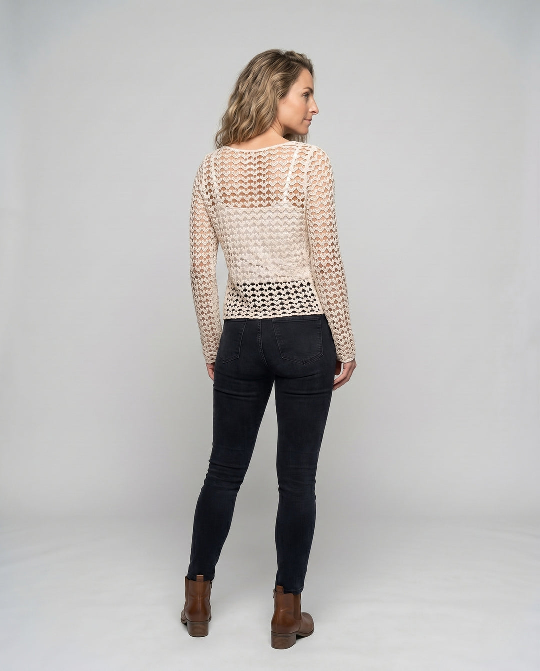 Product 15646866112842 - back_view