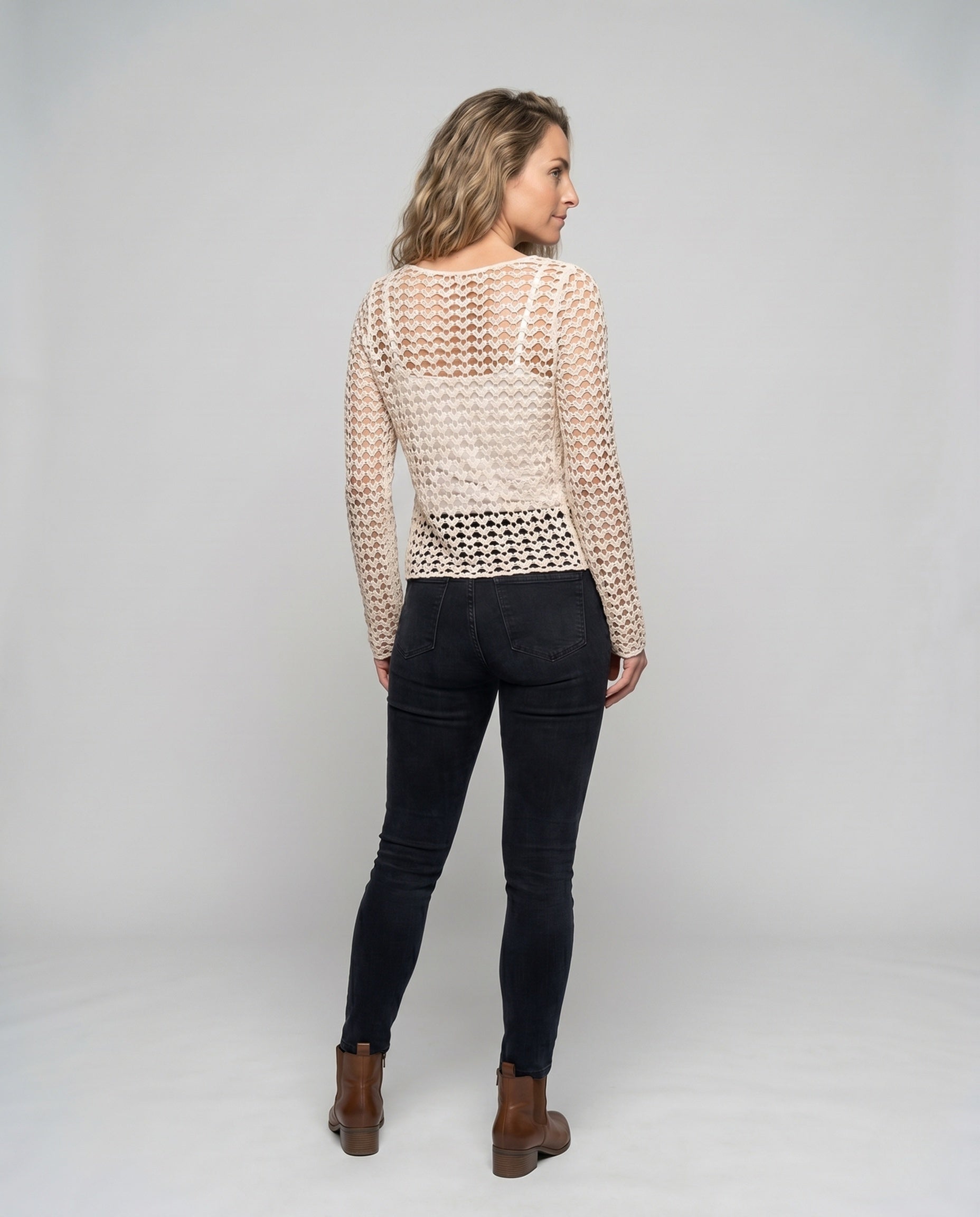 Product 15646866112842 - back_view