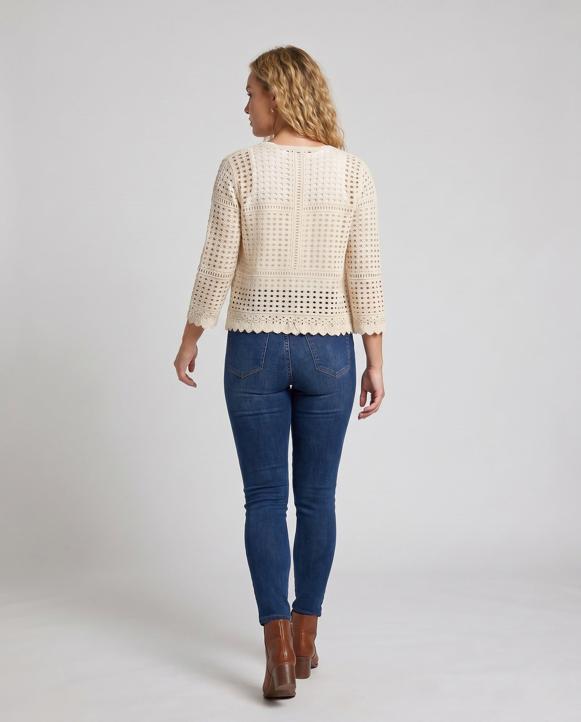 Product 15646866571594 - back_view