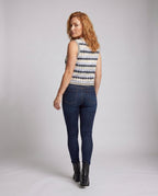 Product 15646868701514 - back_view