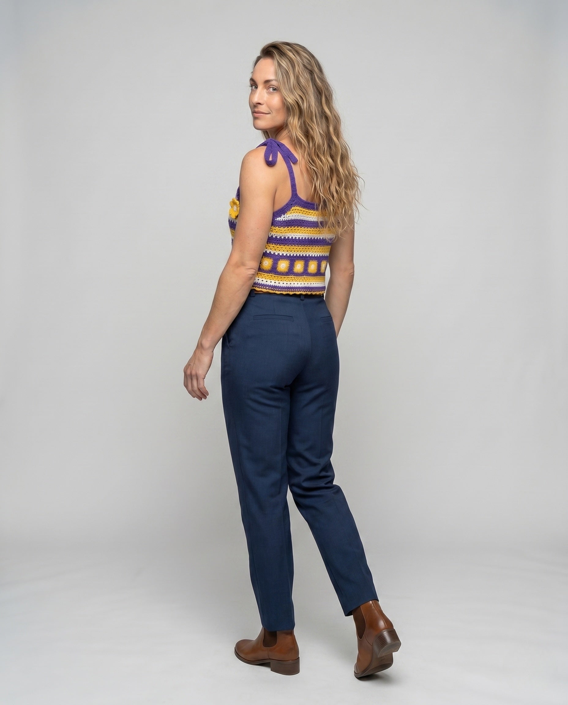 Product 15646869520714 - back_view