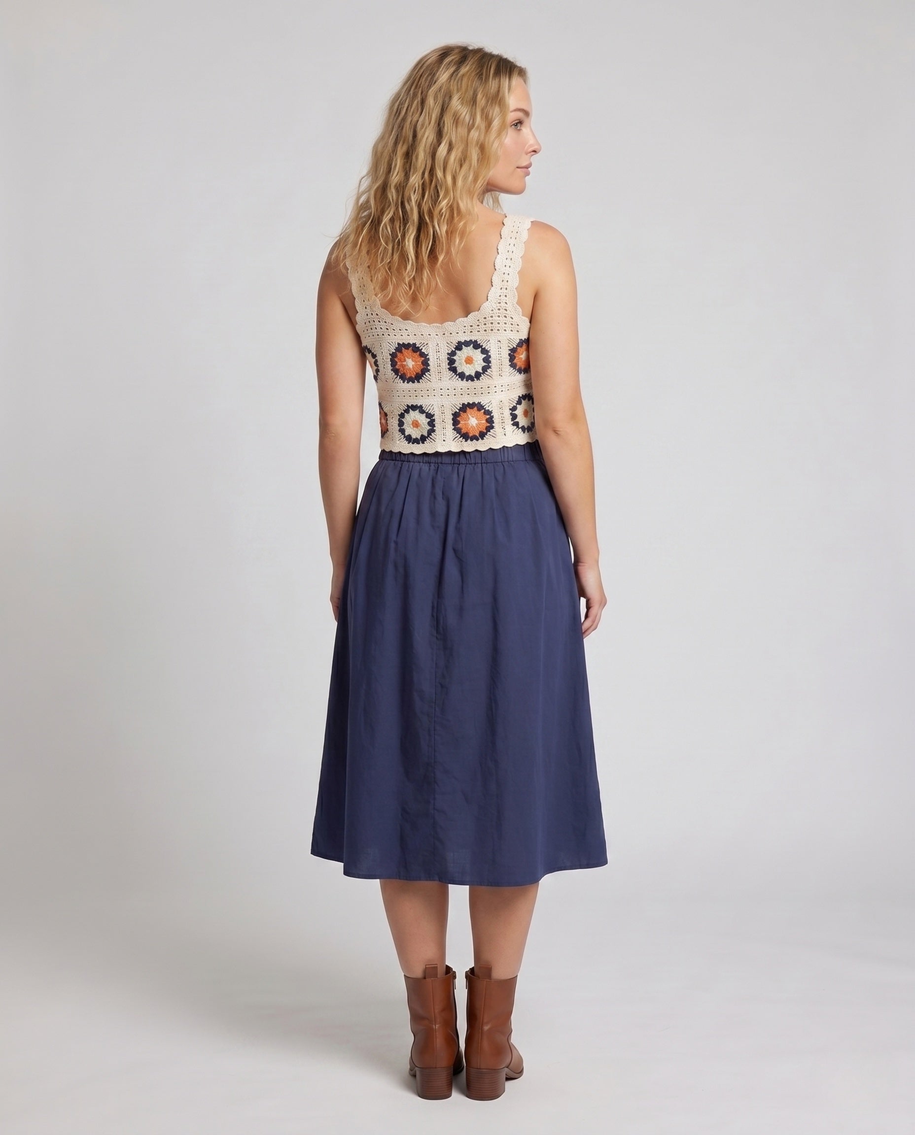 Product 15646869750090 - back_view
