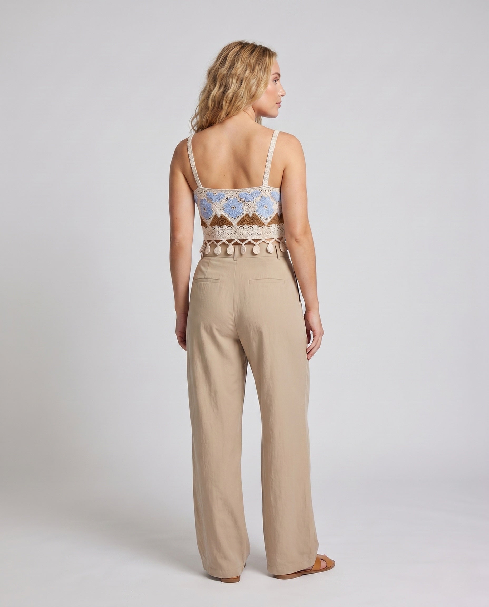 Product 15646869815626 - back_view