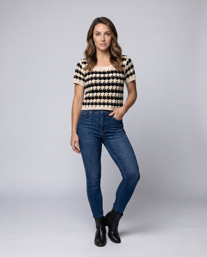 Damen gehäkeltes T-Shirt mit floralem Design und luftiger Silhouette R&B