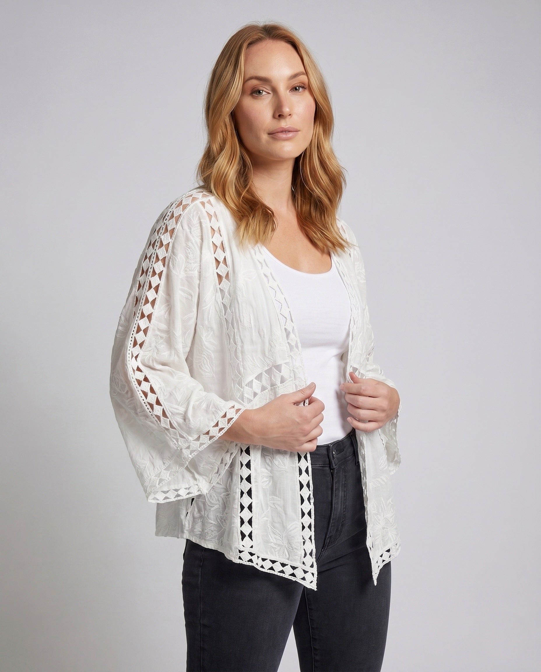 Product 15646872600906 - upper_body