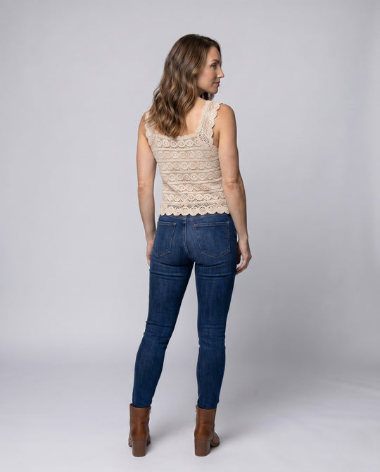 Product 15646873354570 - back_view