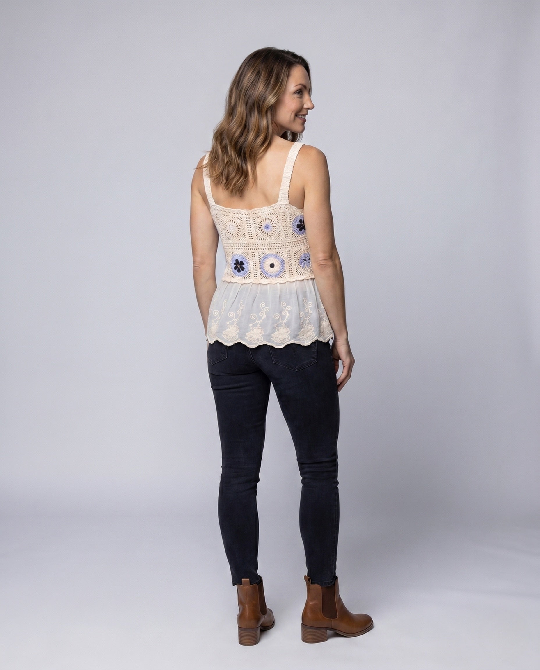 Product 15646873485642 - back_view