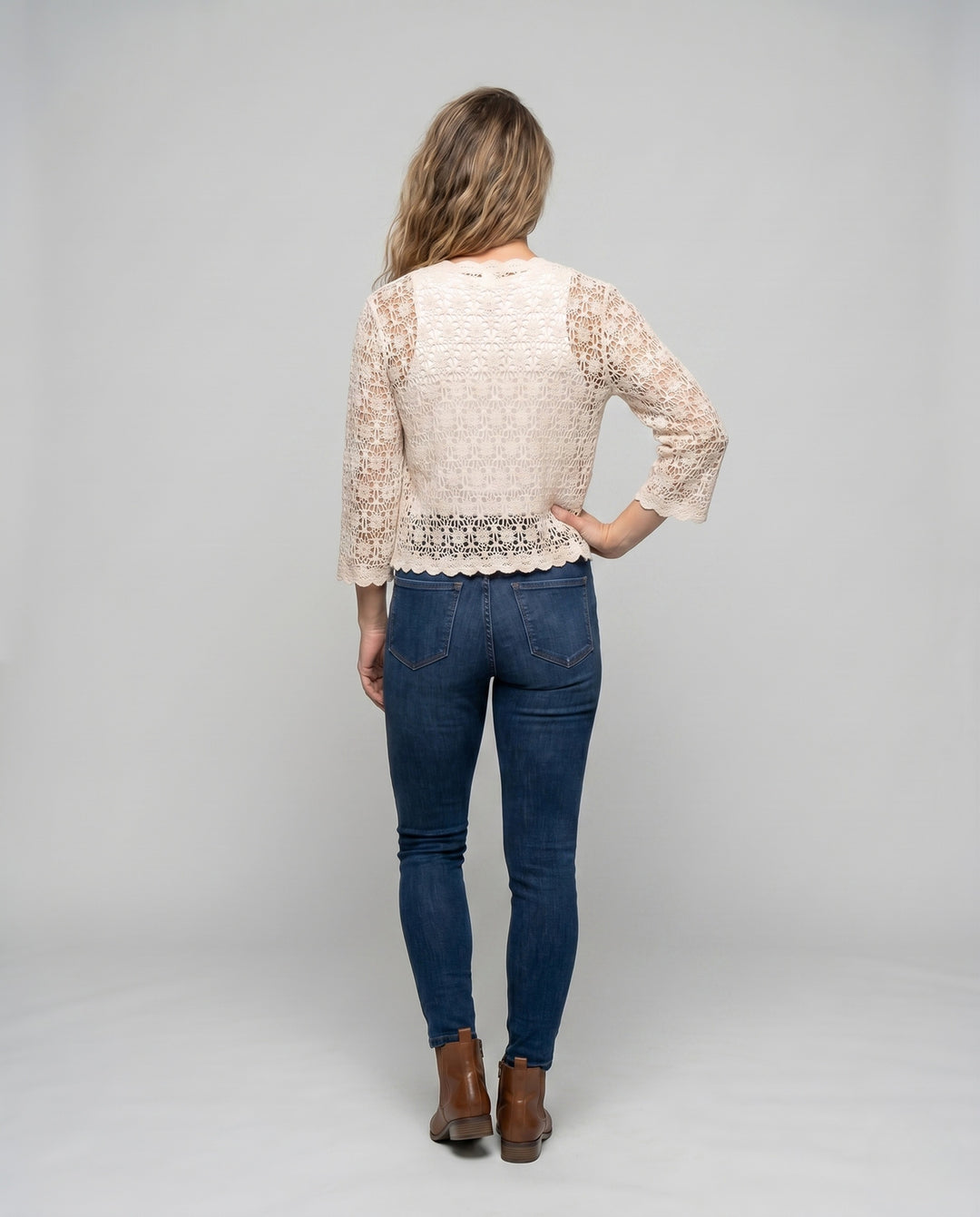 Product 15646873944394 - back_view