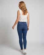 Product 15646875582794 - back_view